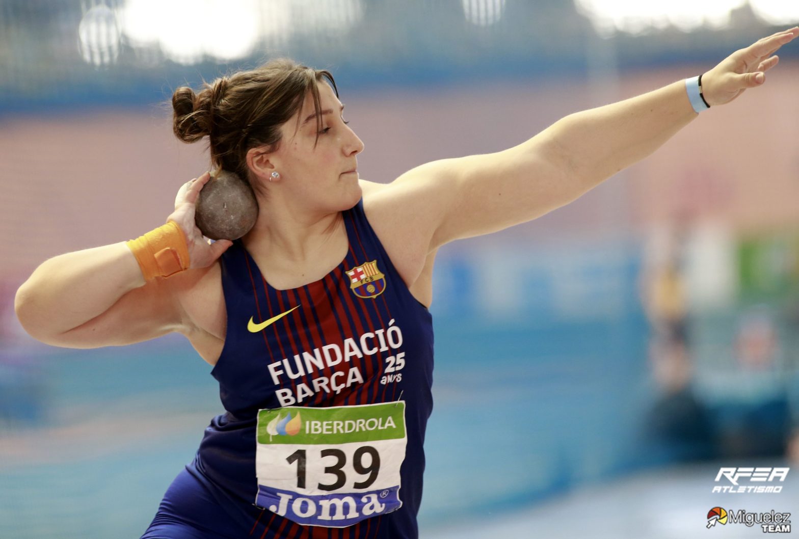 Mónica Borraz campeona de España Sub23 lanzamiento de peso